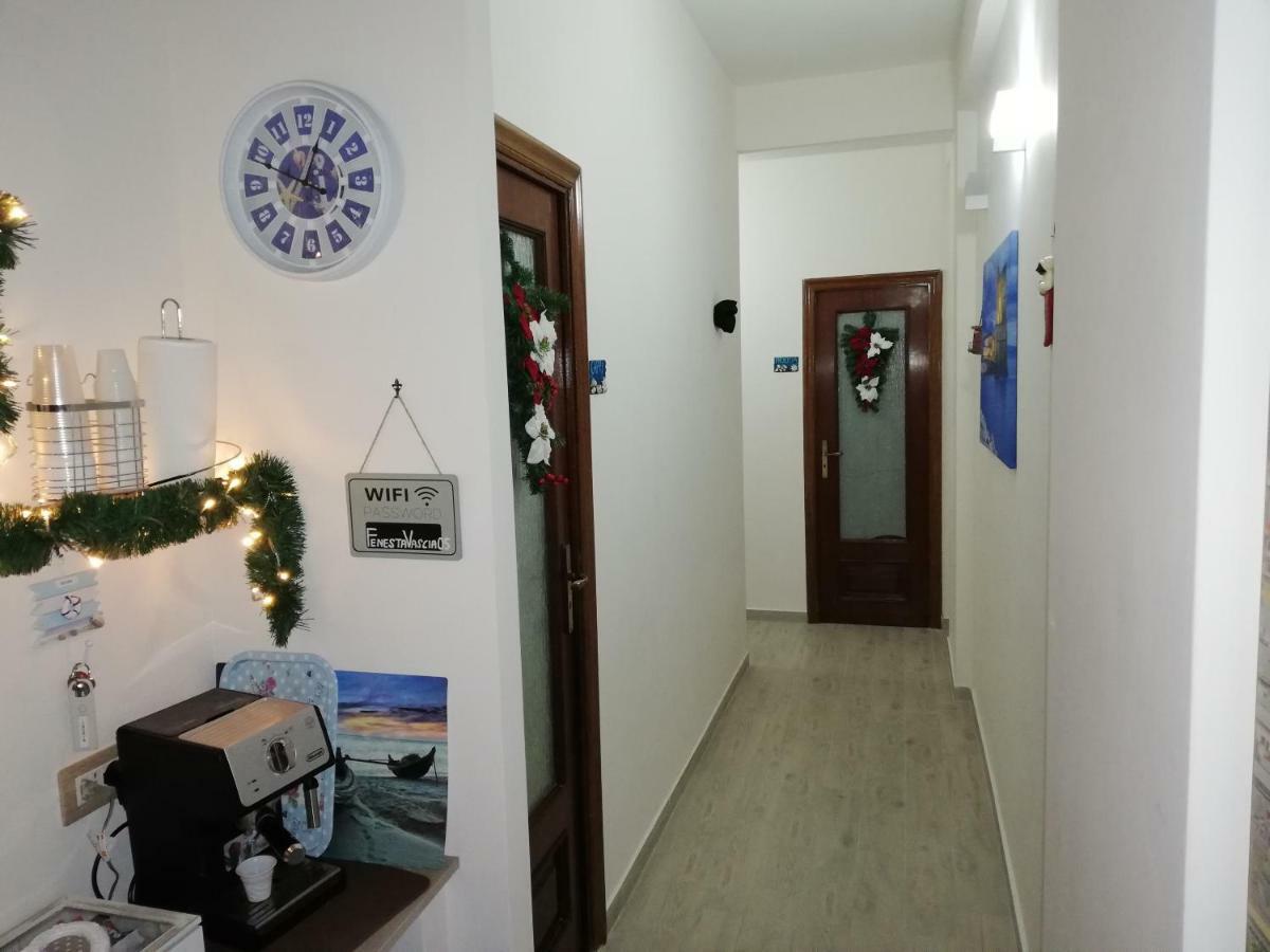 Fenesta Vascia Bed & Breakfast Наполи Екстериор снимка